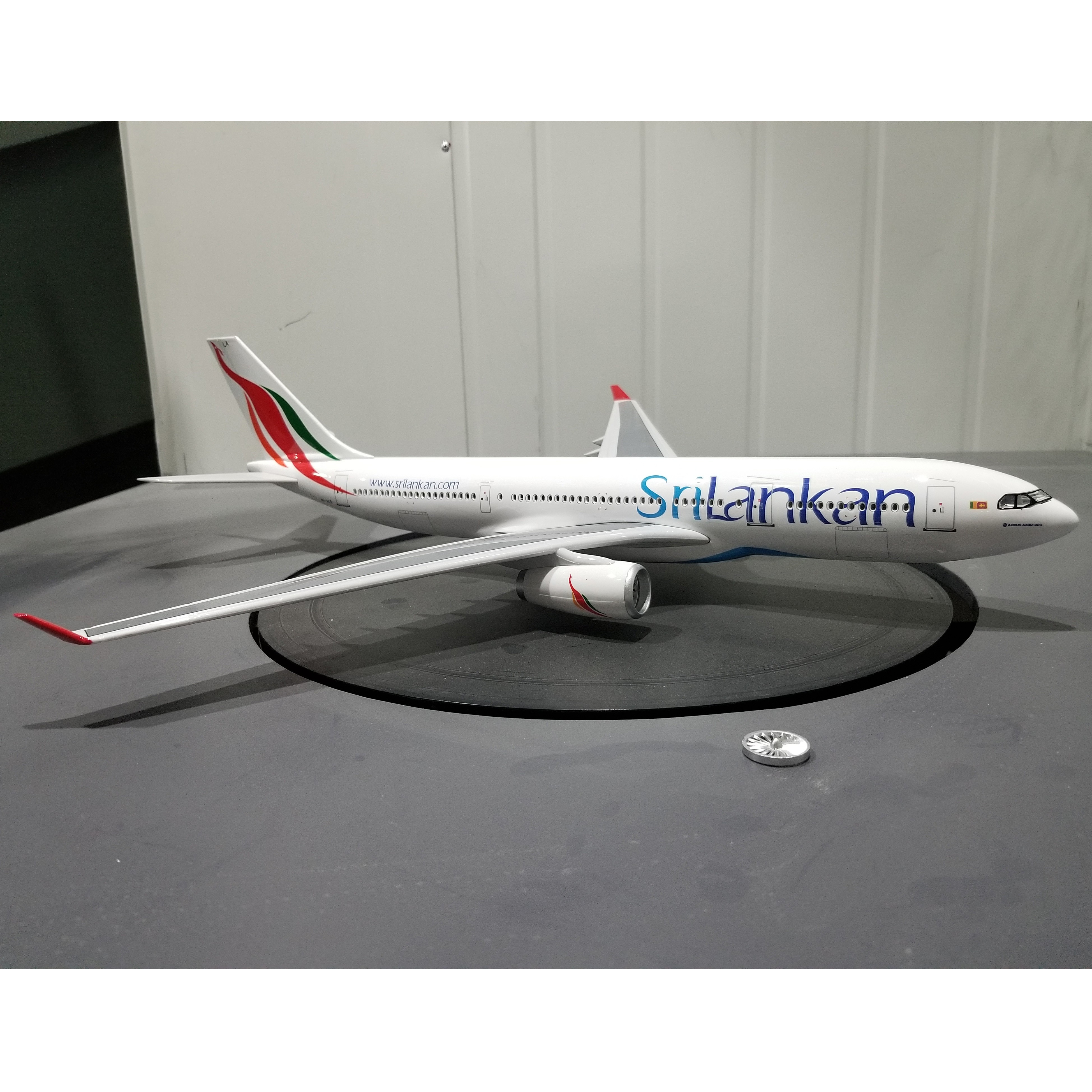 飞机模型（47cm斯里兰卡航空A330飞机模型）仿真飞机模型 ABS合成工程树脂飞机模型  航空 模型 合金模型详情7