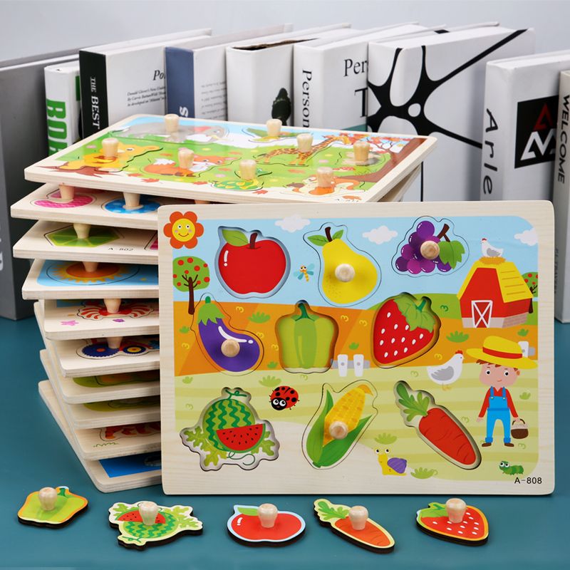 The wooden toy laser-cut hand-holding board is highly entertaining and comes in a variety of colors. It can exercise babies' hand-eye coordination, visual ability, logical thinking ability, early education enlightenment training, and is a parent-child game