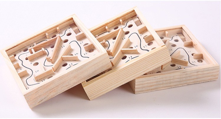Wooden palm maze ball game, children's concentration, primary school students' intelligence, adult leisure balance toy manufacturer detail image 13