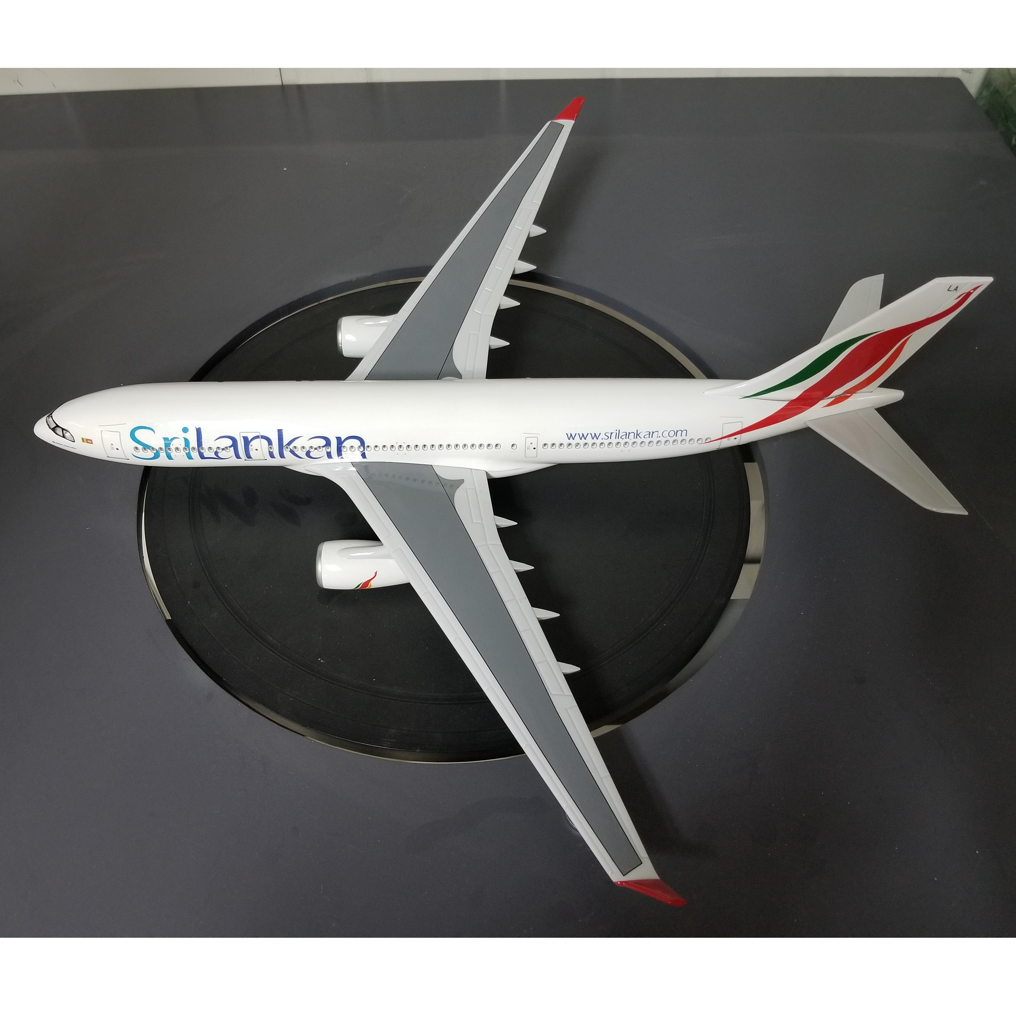 飞机模型（47cm斯里兰卡航空A330飞机模型）仿真飞机模型 ABS合成工程树脂飞机模型  航空 模型 合金模型详情3