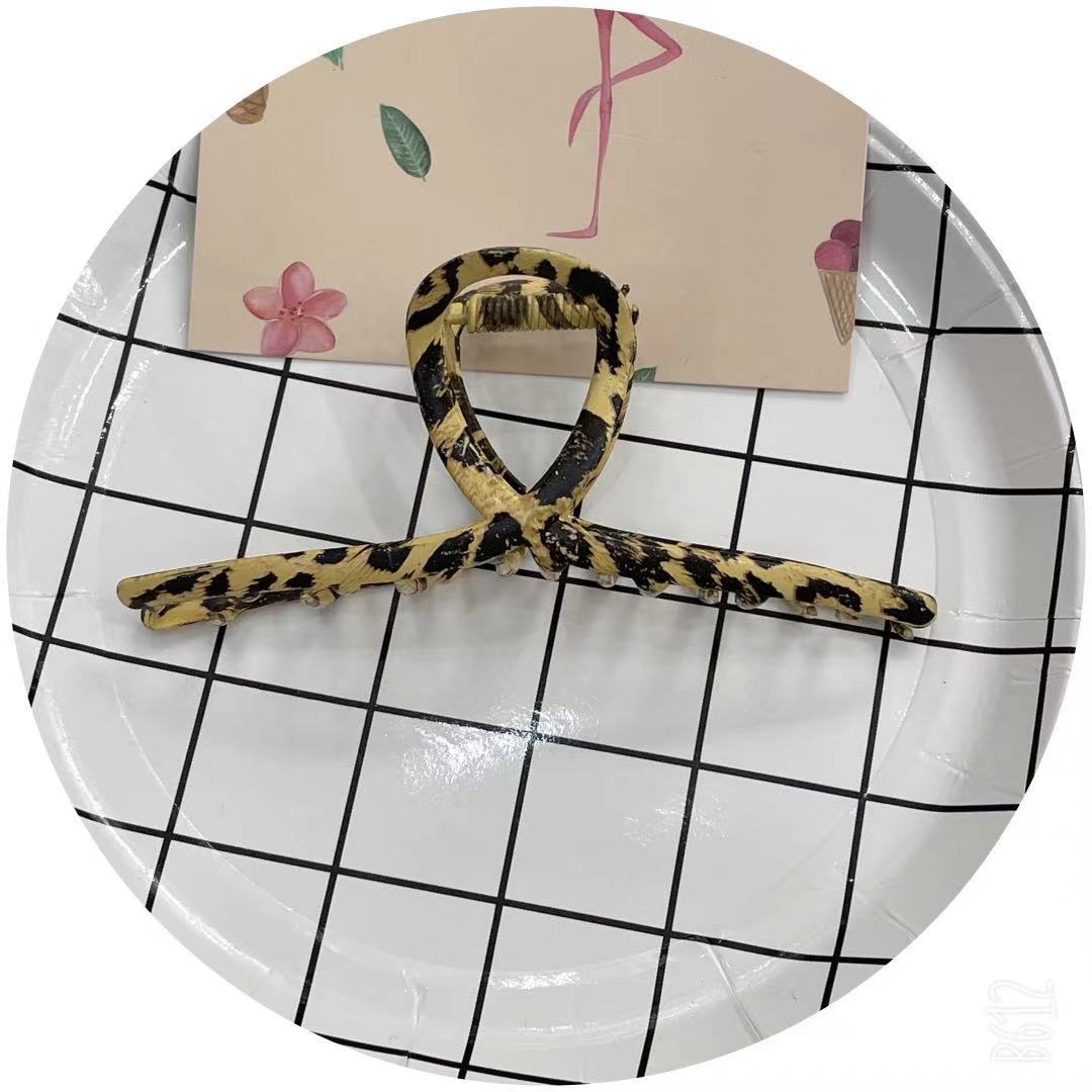 天意饰品 网红爆款 女士时尚高端11公分合金豹纹爪子   抓夹