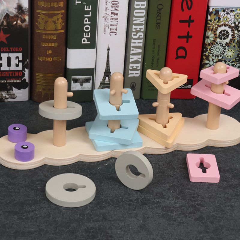 The wooden toy early education cognitive macaron color shape disassembly game is highly interesting and rich in color. It can cultivate logical thinking ability and exercise hand-eye coordination. It is a parent-child game for early education enlightenment training details Picture