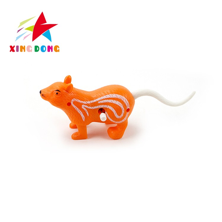 The winding jumping mouse is a wind-up toy mouse detail image 3