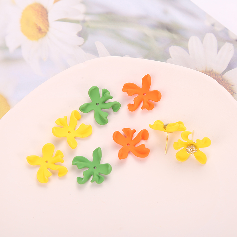 Irregular Petals, Winning Plastic Accessories, E2515433