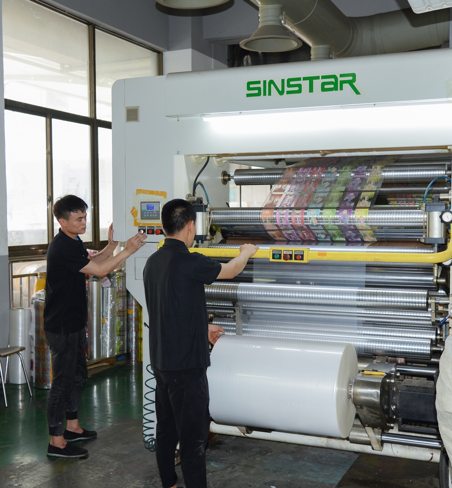 Yiwu Zhijie Color Printing and Packaging Co., LTD describe pic - 5