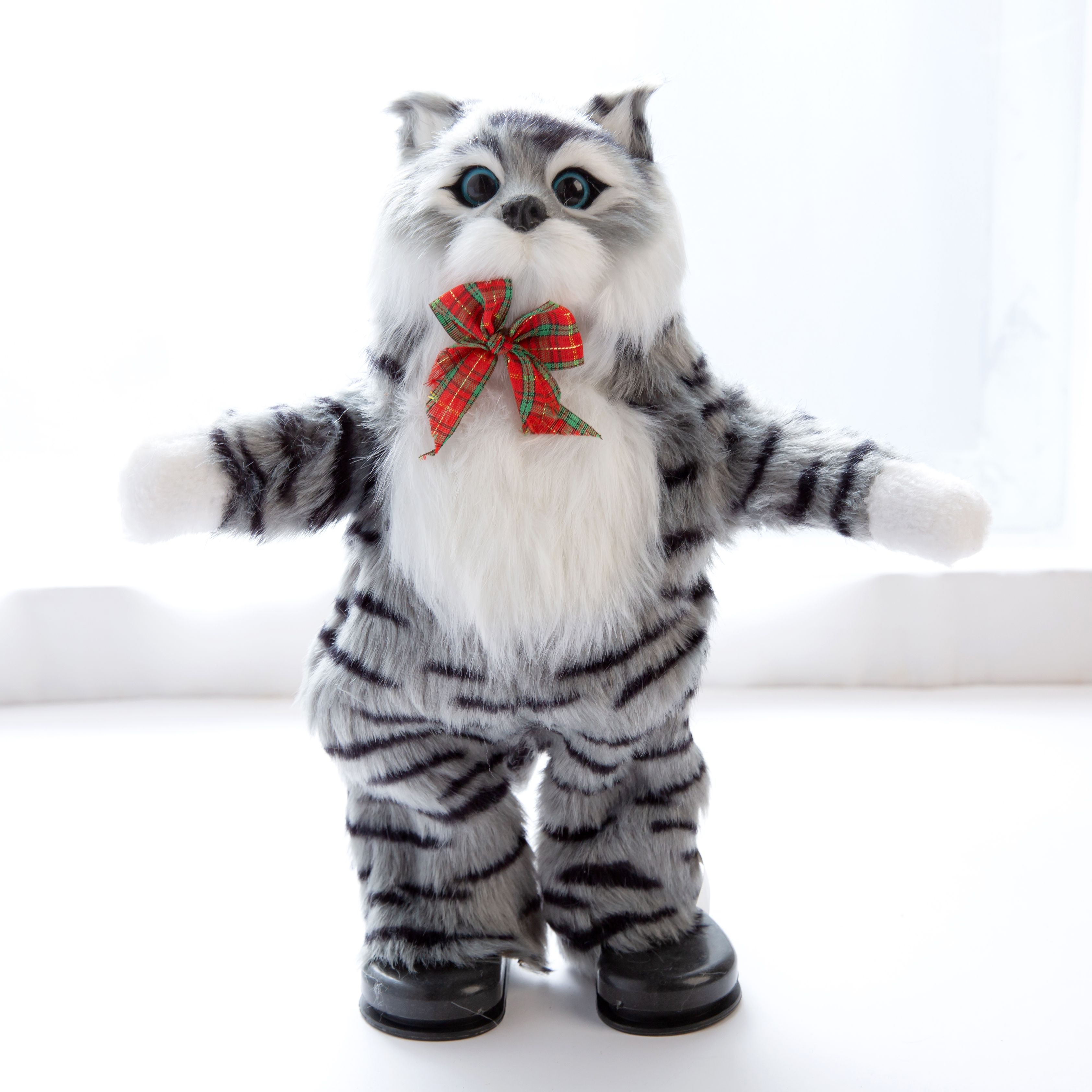 A standing writhing cat is a cat that can sing and sway left and right Specification image