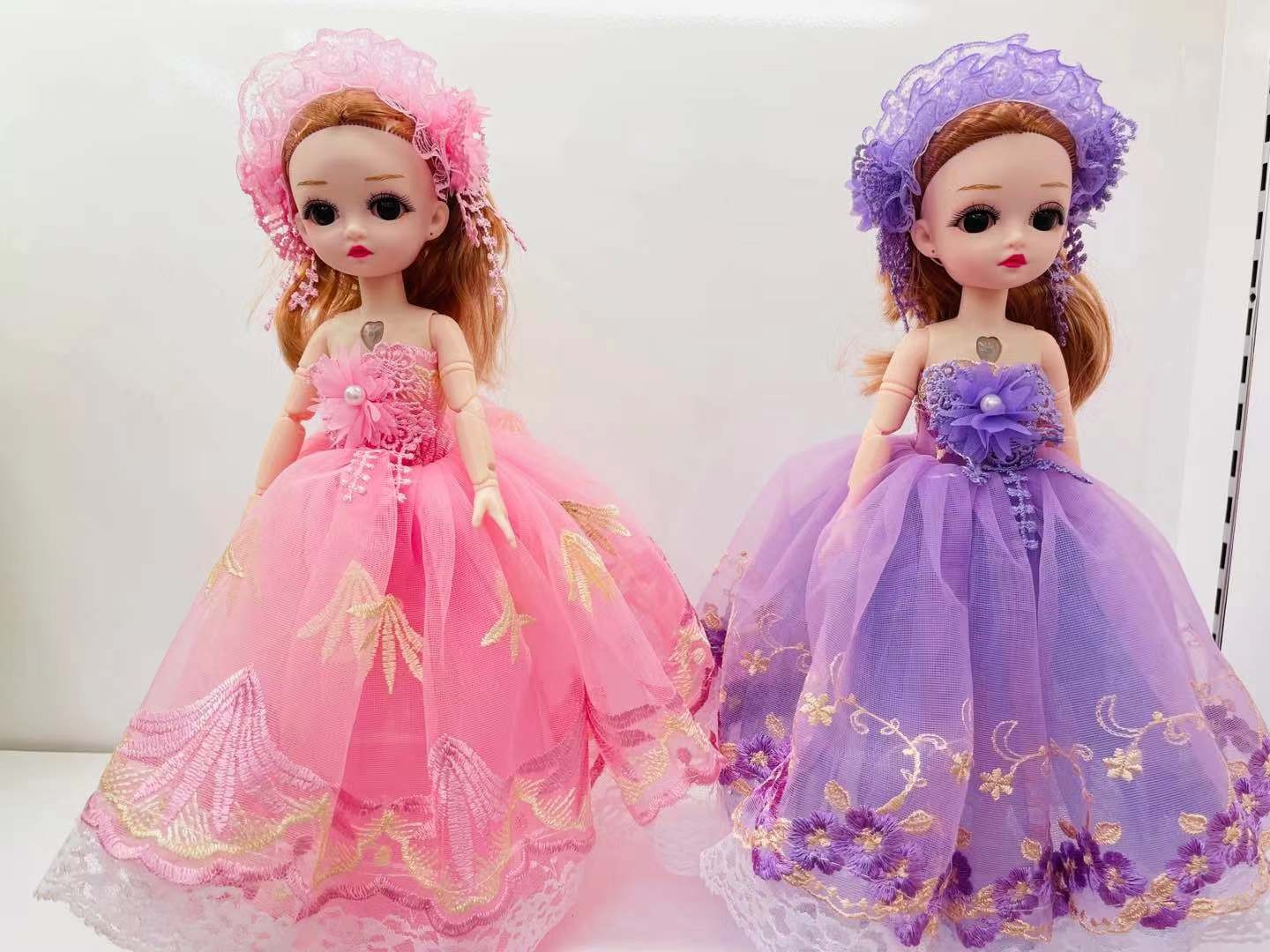 Muñecas muñecas musicales muñecas barbie articulaciones movimientos cambiantes pelotas de muñeca llavero muñecas detail image 1