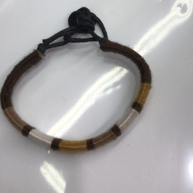 Handwoven leather men's cool cool wrist accessory button bracelet 02