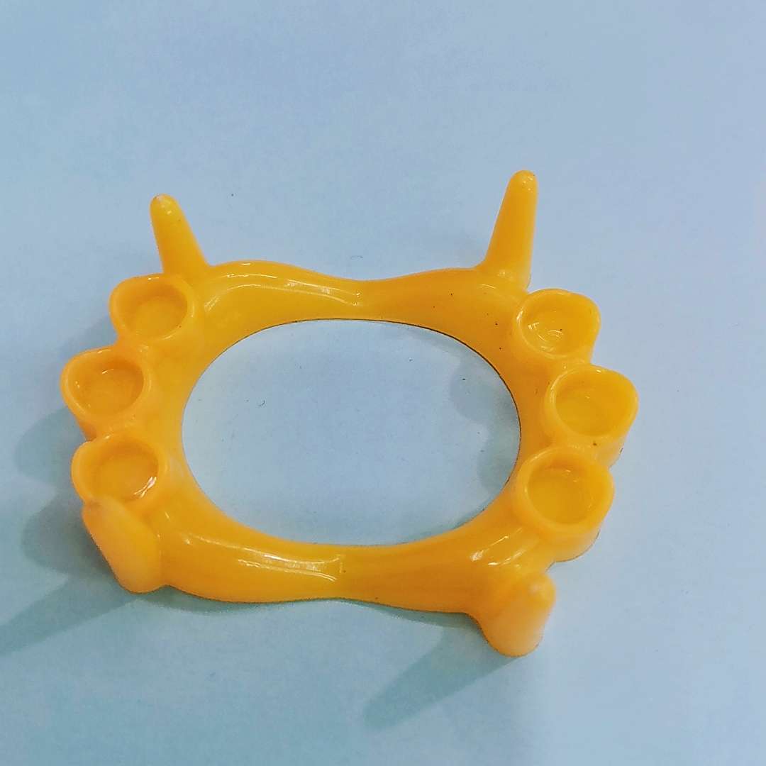 假牙多彩混色儿童cosplay道具派对用品整蛊搞怪塑料玩具蛋壳挂板配件赠品白底实物图