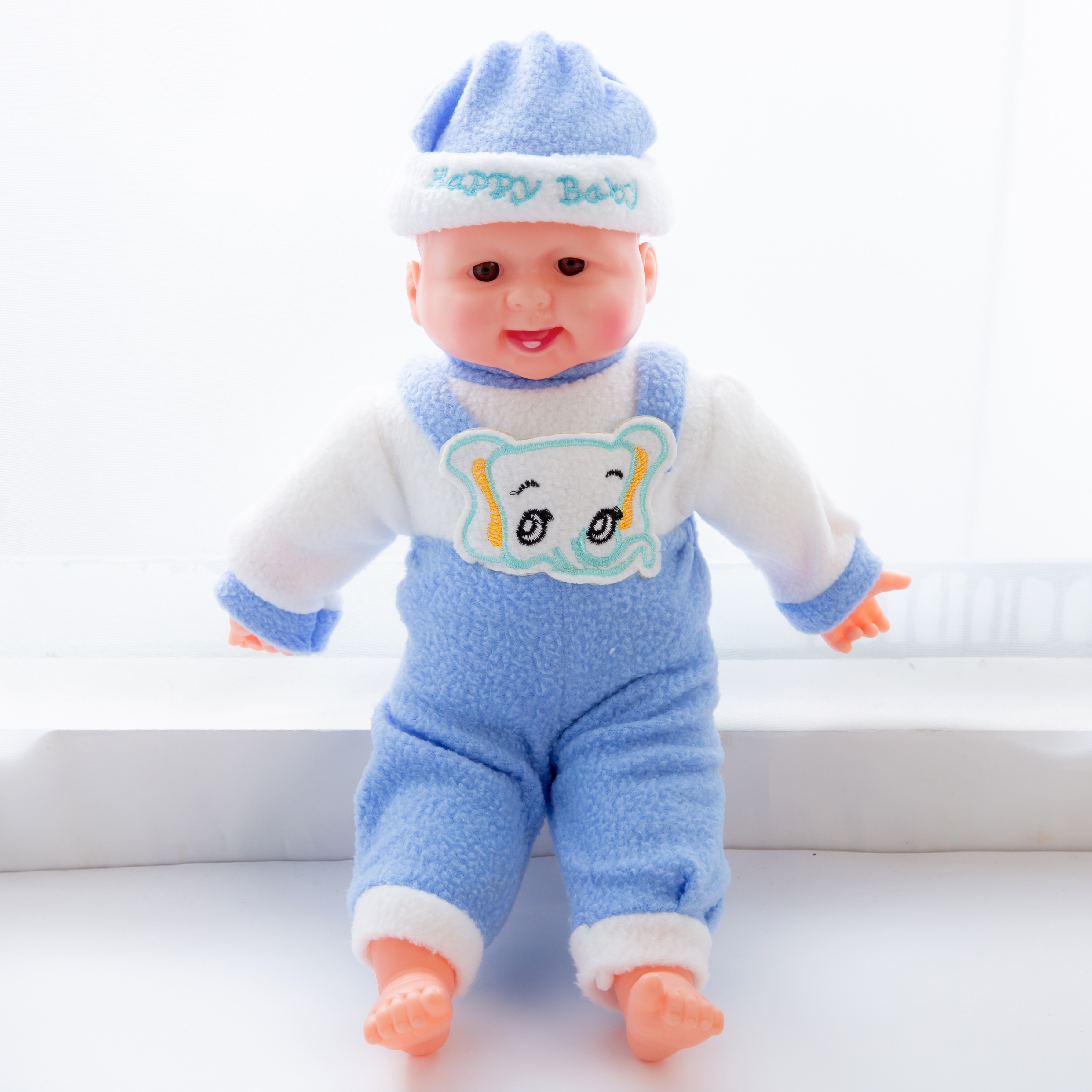 A large-sized simulation doll with laughter and music, a vinyl doll with music detail image 1