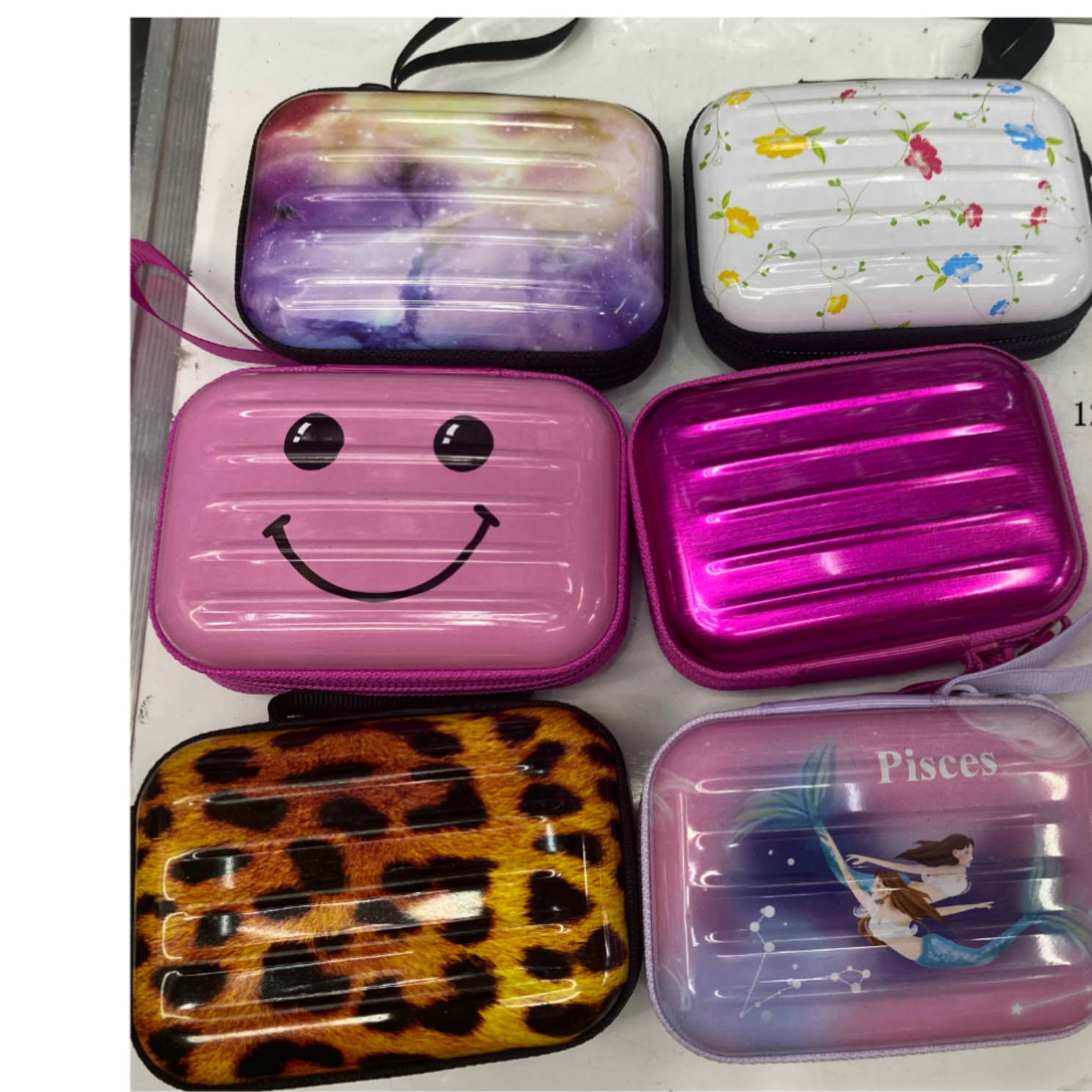 Small luggage bags by series