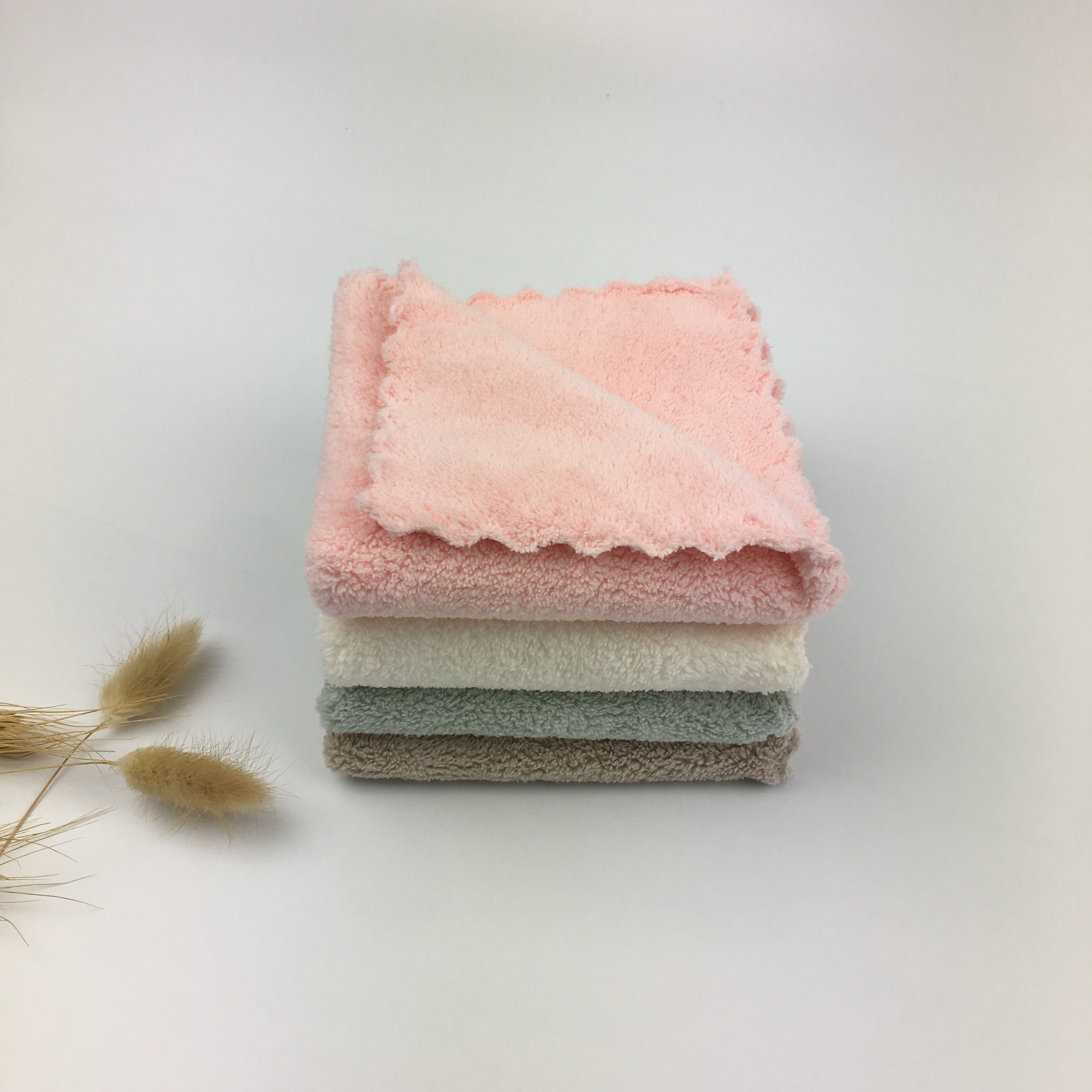 Shenduo Super Absorbent, Super Soft Nano Super Soft Baby Towel Four-piece Gift Box, Gift Towel and Souvenir Gift box detail image 5