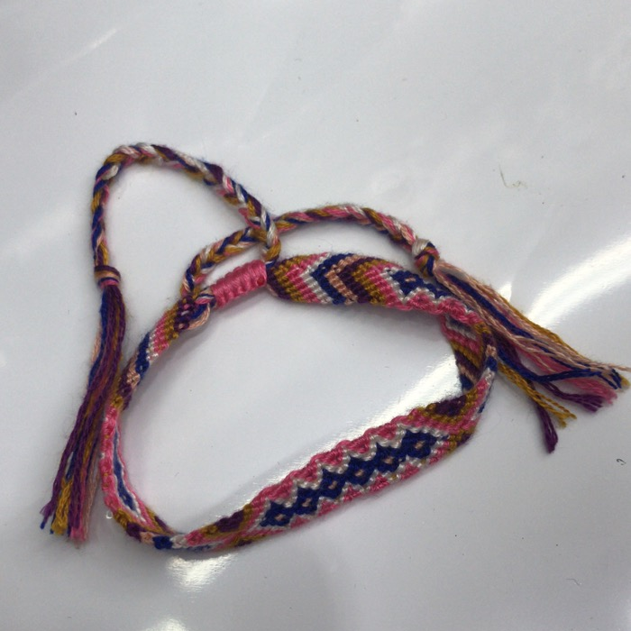 Classic Nepalese friendship bracelet Ethnic style handmade Geneva Bohemian style color contrast hand-woven rope bracelet M-06