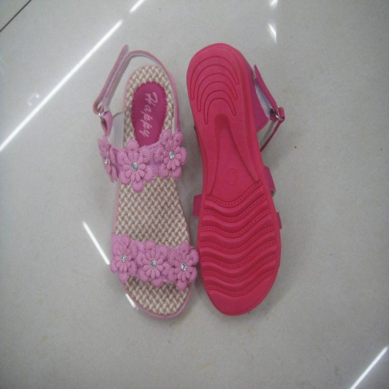 Exquisite children's sandals