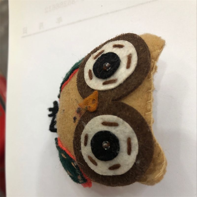 A cute owl hand-sewn from felt fabric -1 color details Picture