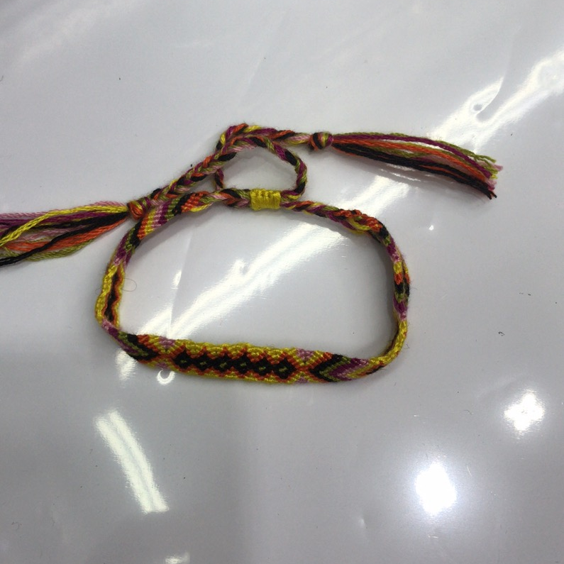 Classic Nepalese friendship bracelet Ethnic style handmade Geneva Bohemian style color contrast hand-woven rope bracelet M-03