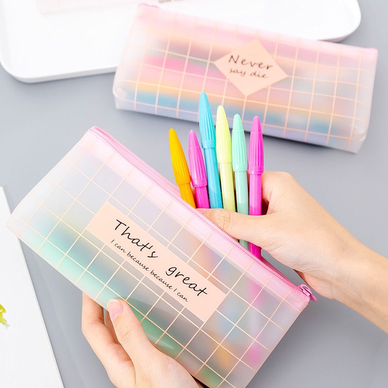 少女心小清新创意粉色格子果冻软胶笔袋 学生墙壁袋产品图