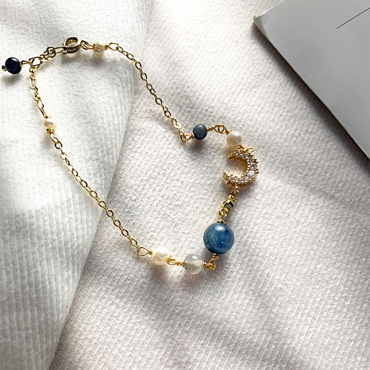 温和优雅个性海蓝宝宝石手饰手链工厂直销店