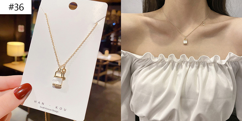 Korean bestseller pearl copper necklace, female Internet celebrity retro zircon choker sweater chain, design sense pendant wholesale 9760 Item Picture