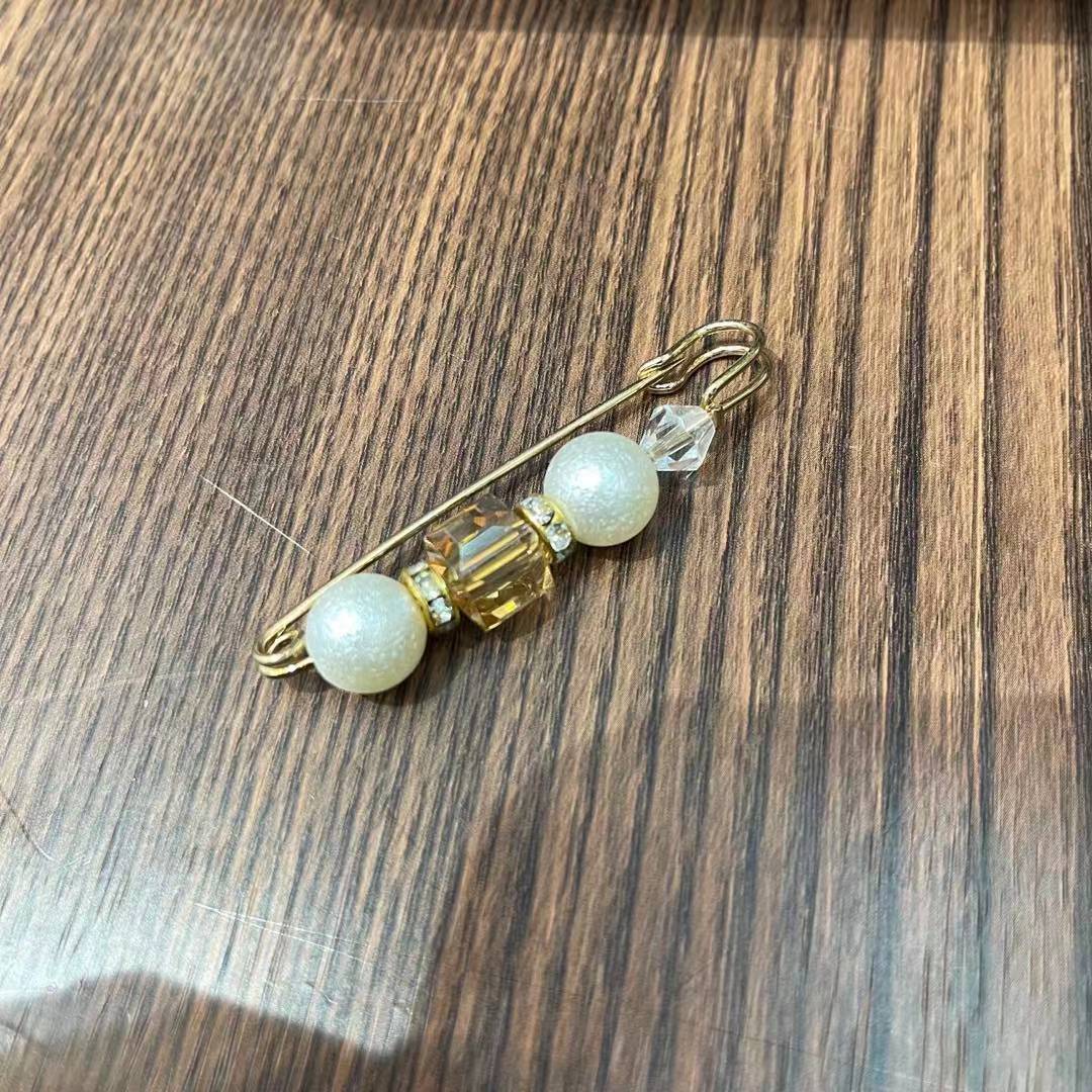 胸针19