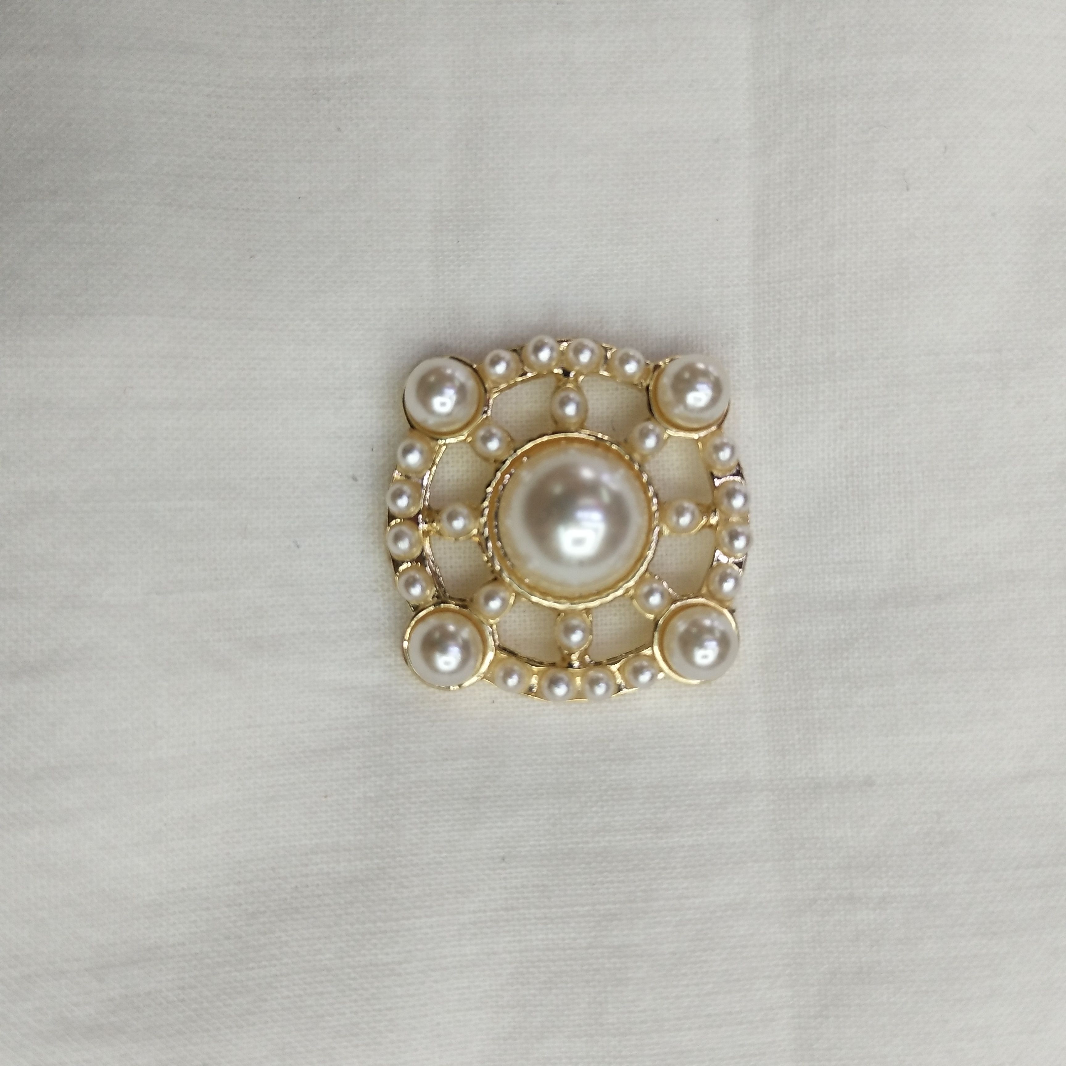 DIY handcrafted jewelry accessories, alloy simple single pieces, flower center pearl pendants, decorative earrings (100ps/ pack)