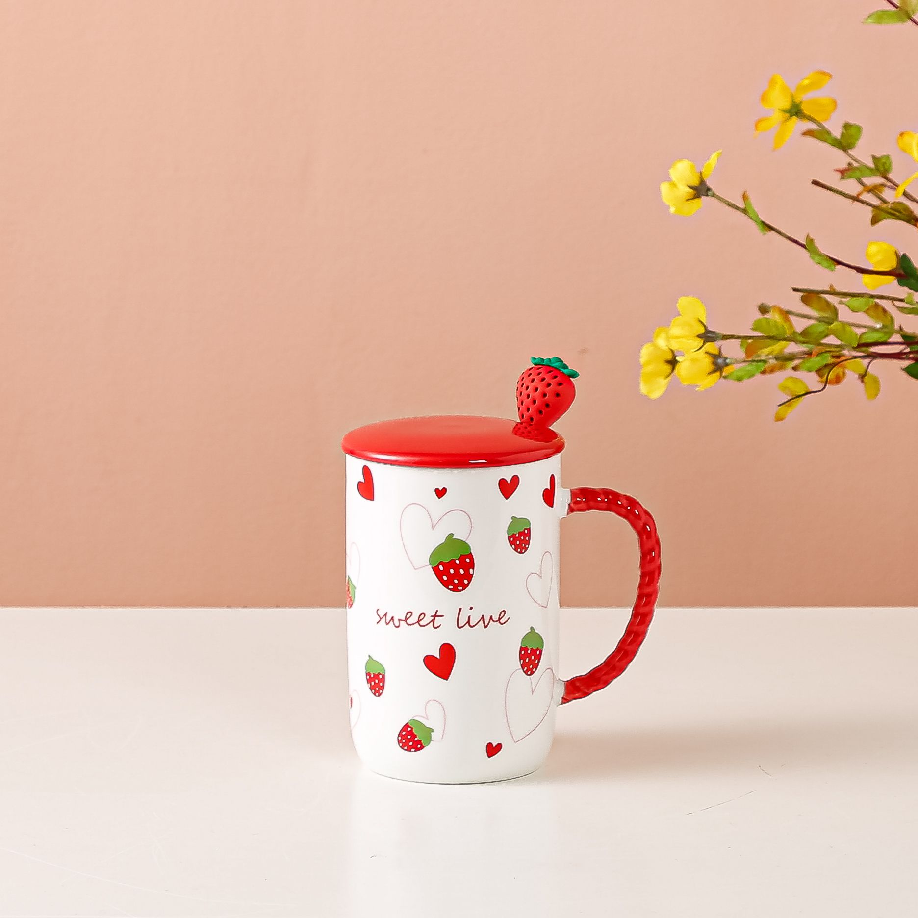 Creative and cute little clear strawberry mug, ceramic milk cup, breakfast cup, ins simple large-capacity water cup, Zhuoqia 066 Specification image
