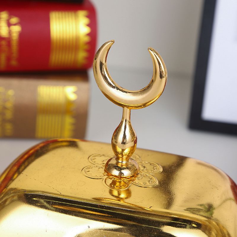 牛油盒金色白底实物图