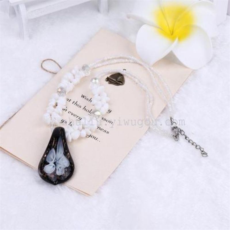 Women's glass necklace, short crystal necklace
