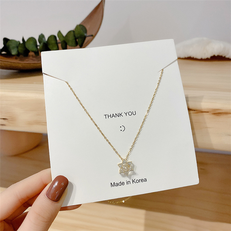 Korean bestseller pearl copper necklace, female Internet celebrity retro zircon choker sweater chain, design sense pendant wholesale 57980 Item Picture