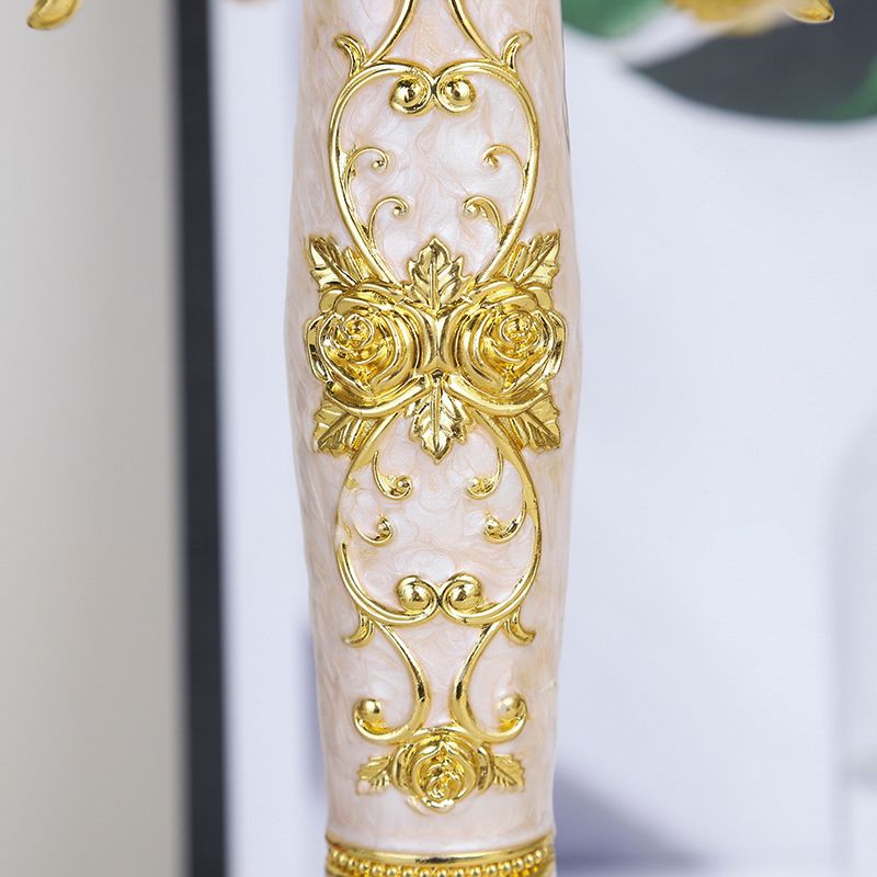 五头玫瑰花烛台细节图