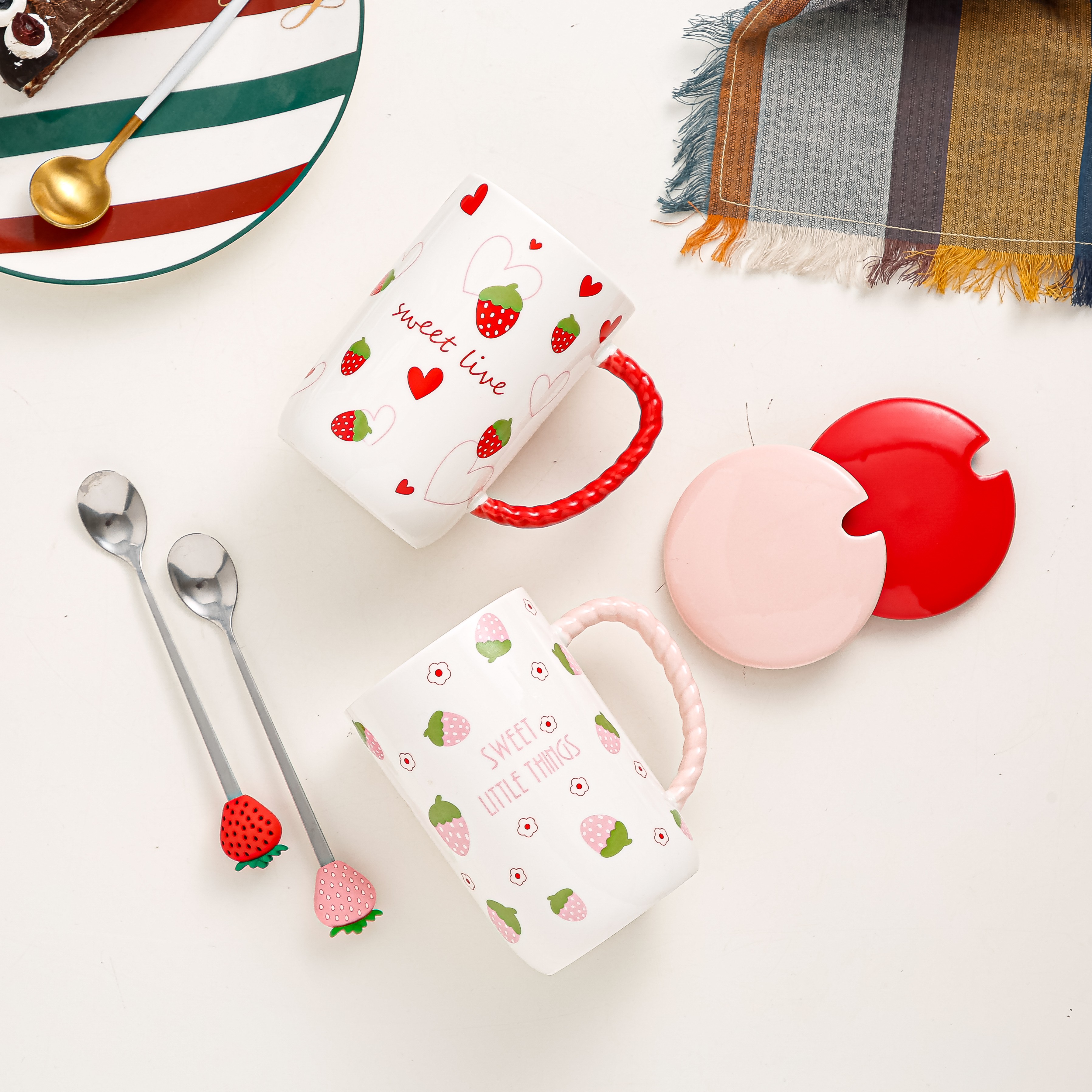 Creative and cute little clear strawberry mug, ceramic milk cup, breakfast cup, ins simple large-capacity water cup, Zhuoqia 066 detail image 9