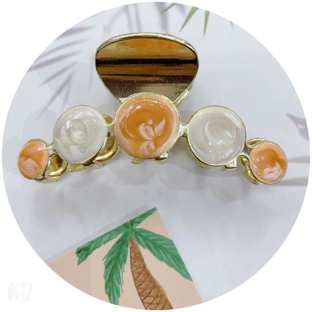 Tianyi Accessories' popular and trendy high-end alloy painted oil claws for women