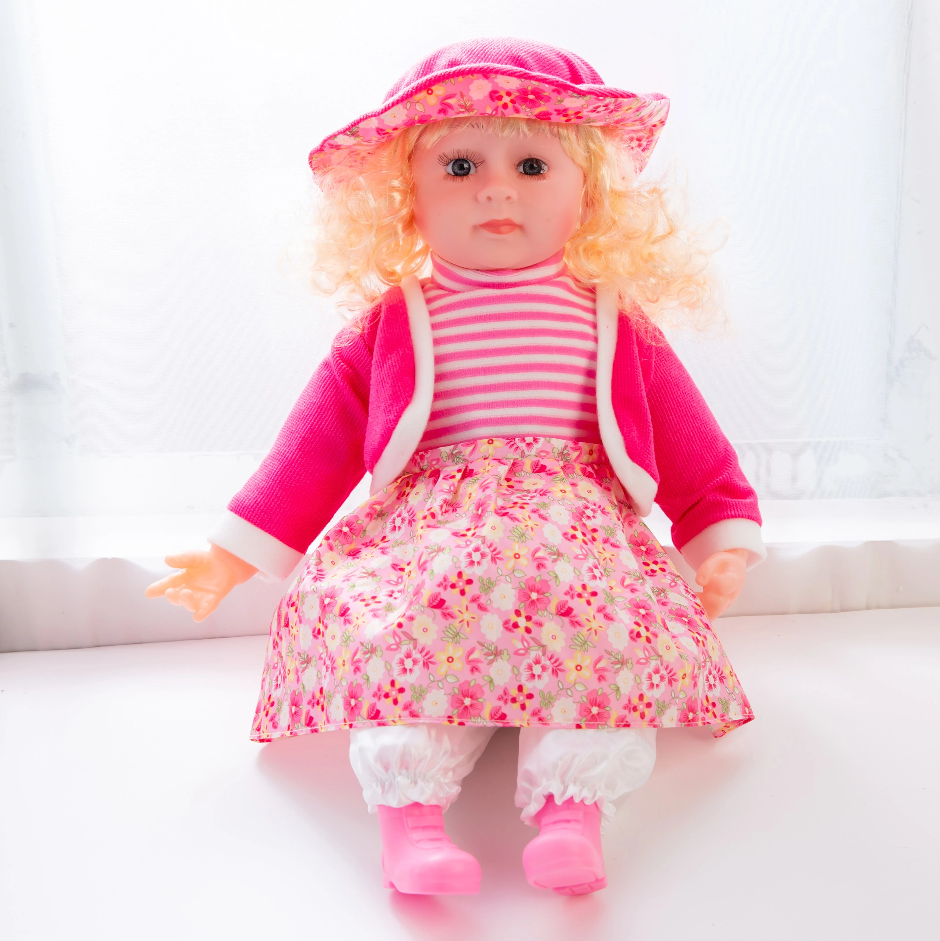 61-centimeter doll with musical vinyl, a simulation doll detail image 7