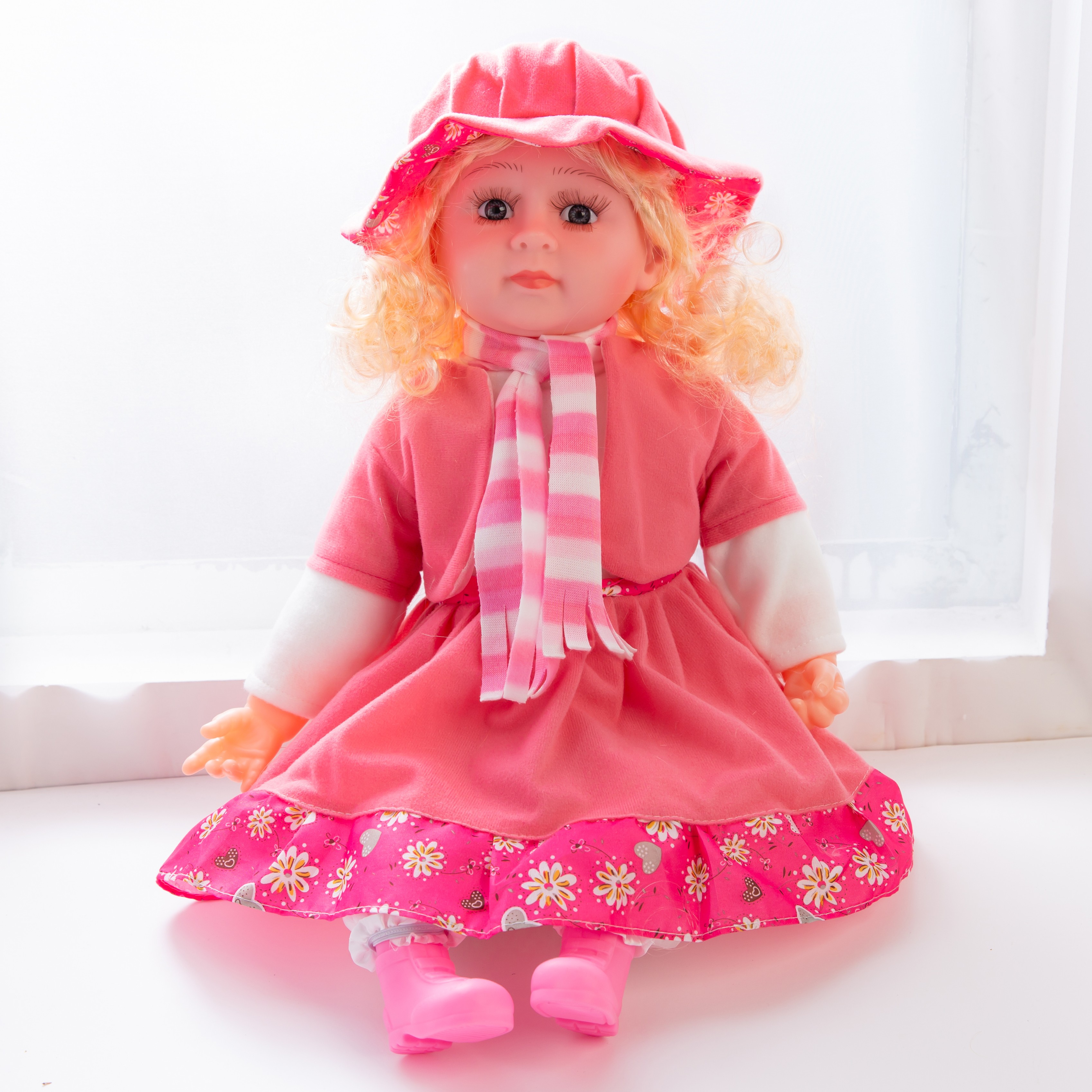 61-centimeter doll with musical vinyl, a simulation doll detail image 9