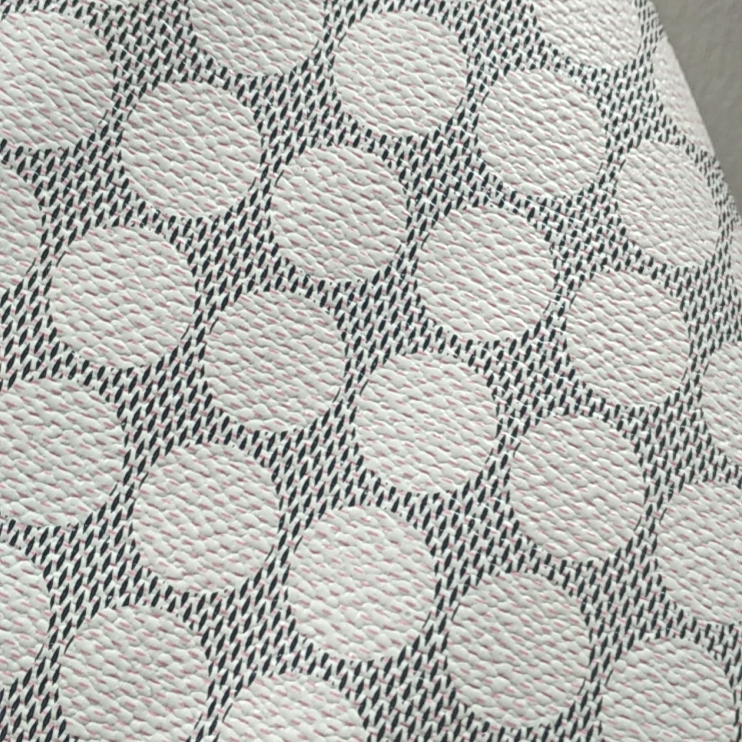 Polka dot upholstery, light powder, leather