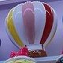 Hot air balloon small red