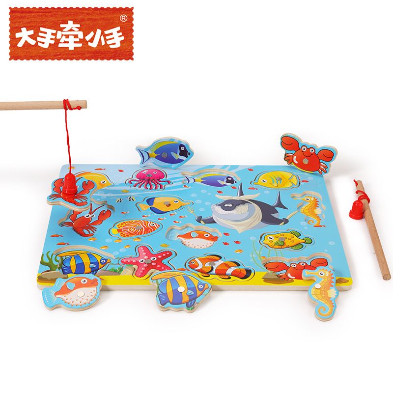 Big hand holding little hand Children's magnetic wooden cat double-pole fishing puzzle, educational role-playing fishing toy Application Scenario