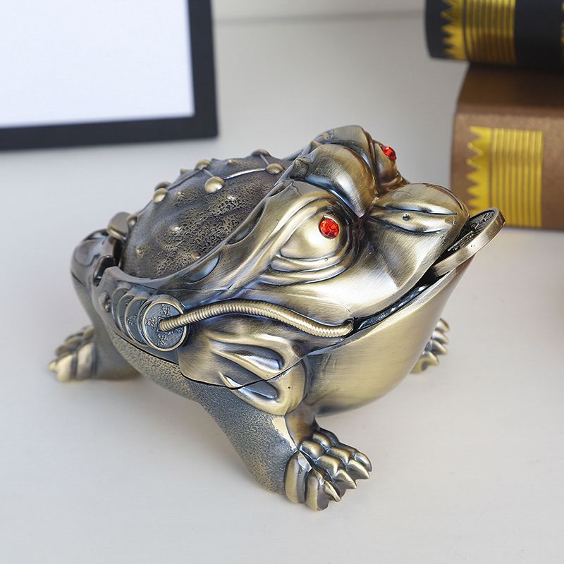 三脚金蟾烟灰缸1产品图