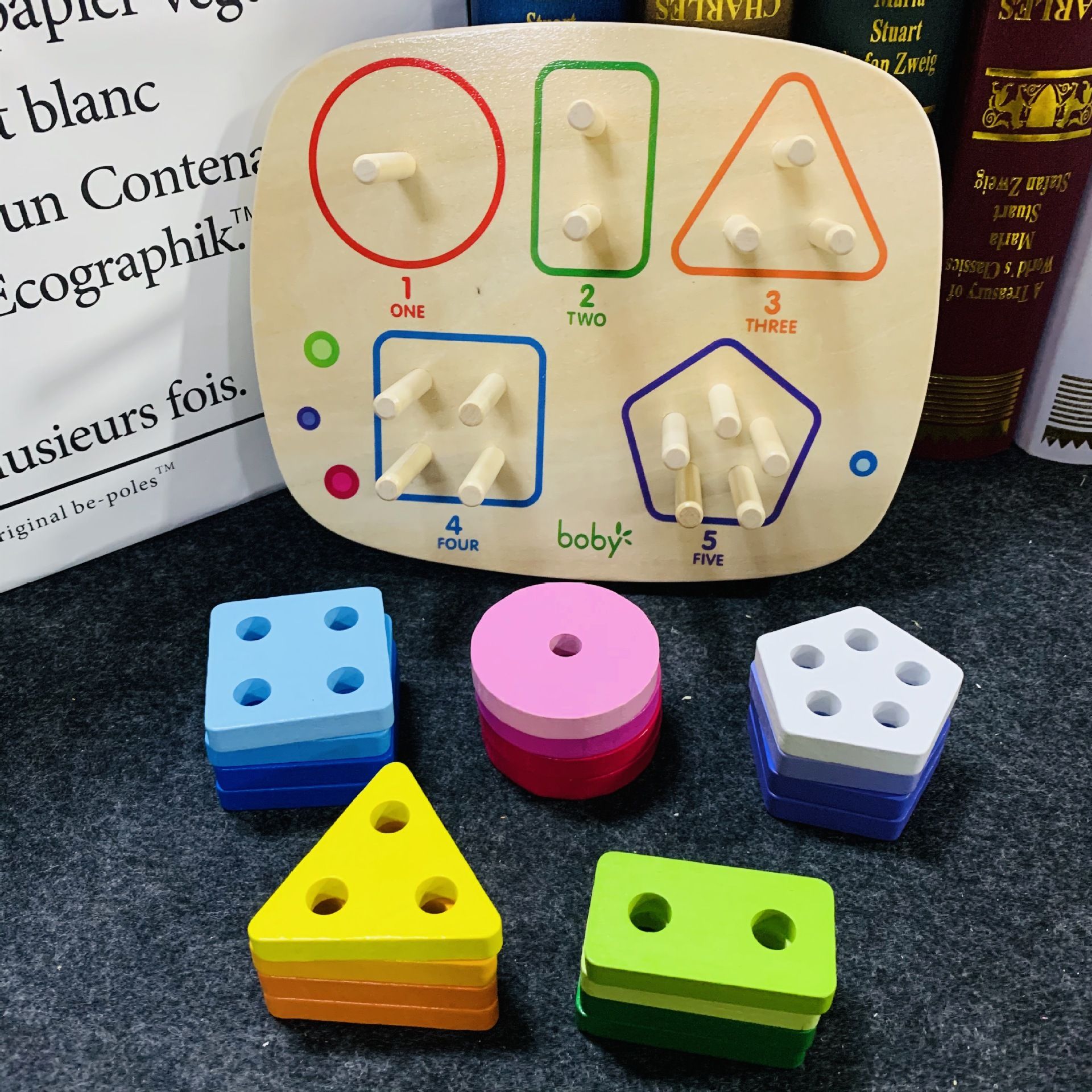 boby Intelligence Geometric Shape Matching Column Building Blocks are wooden toys for early education of 1-2-3 years old babies to develop intelligence details Picture