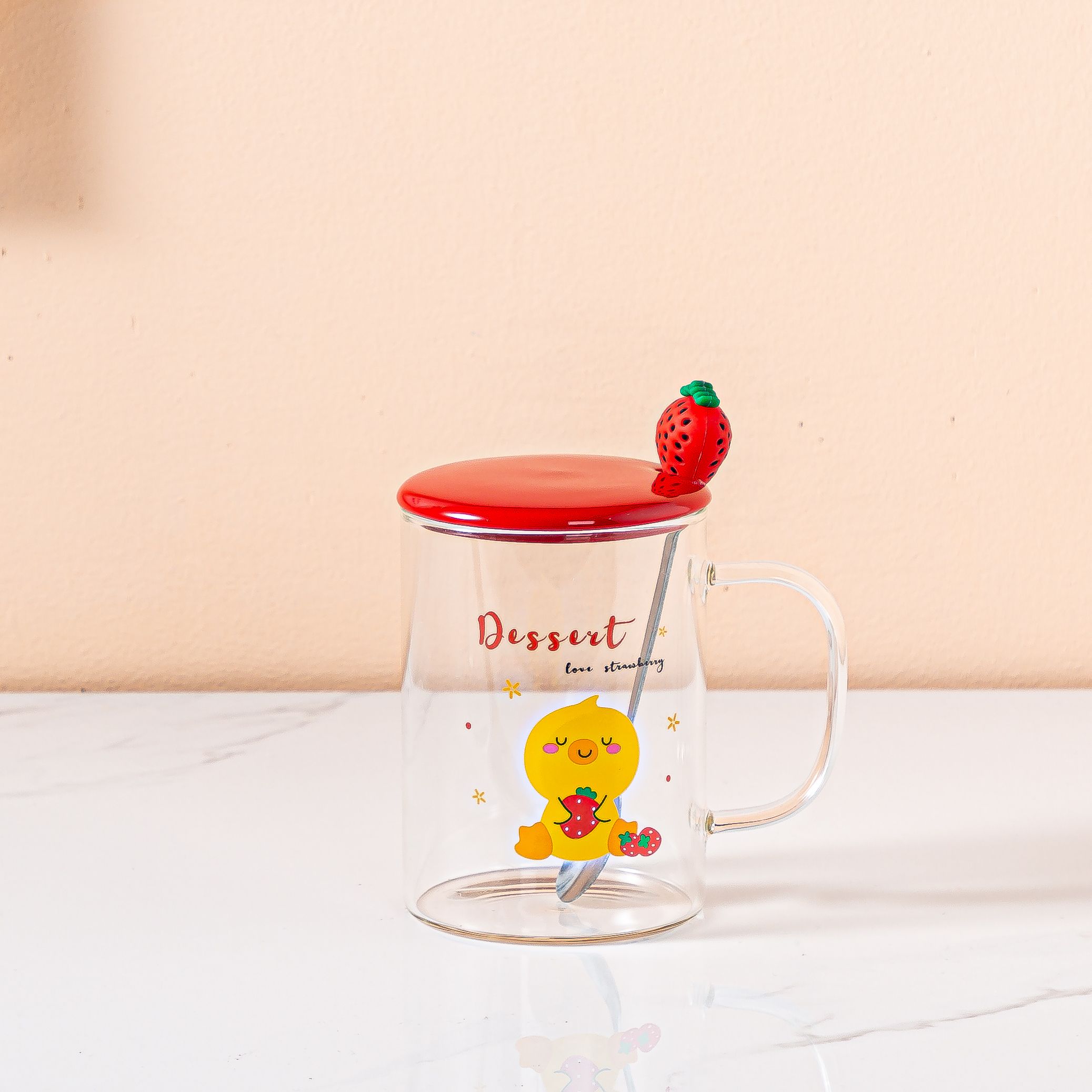 New InS-style cute glass cup, cartoon strawberry transparent water cup, home beverage coffee cup, covered spoon, Zhuoqia 034 Application Scenario