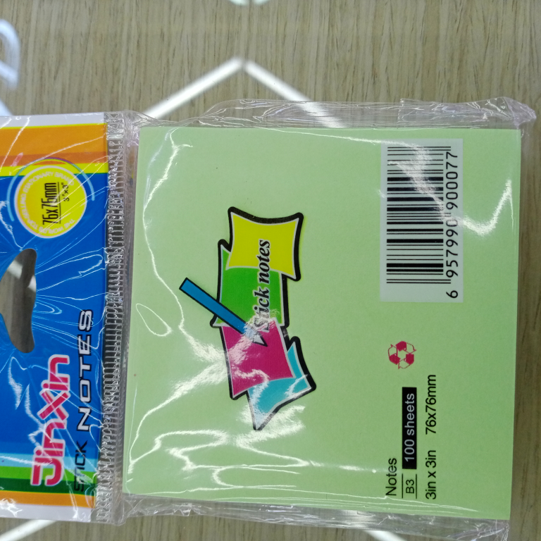 Single pack of clear 3*3 sticky notes