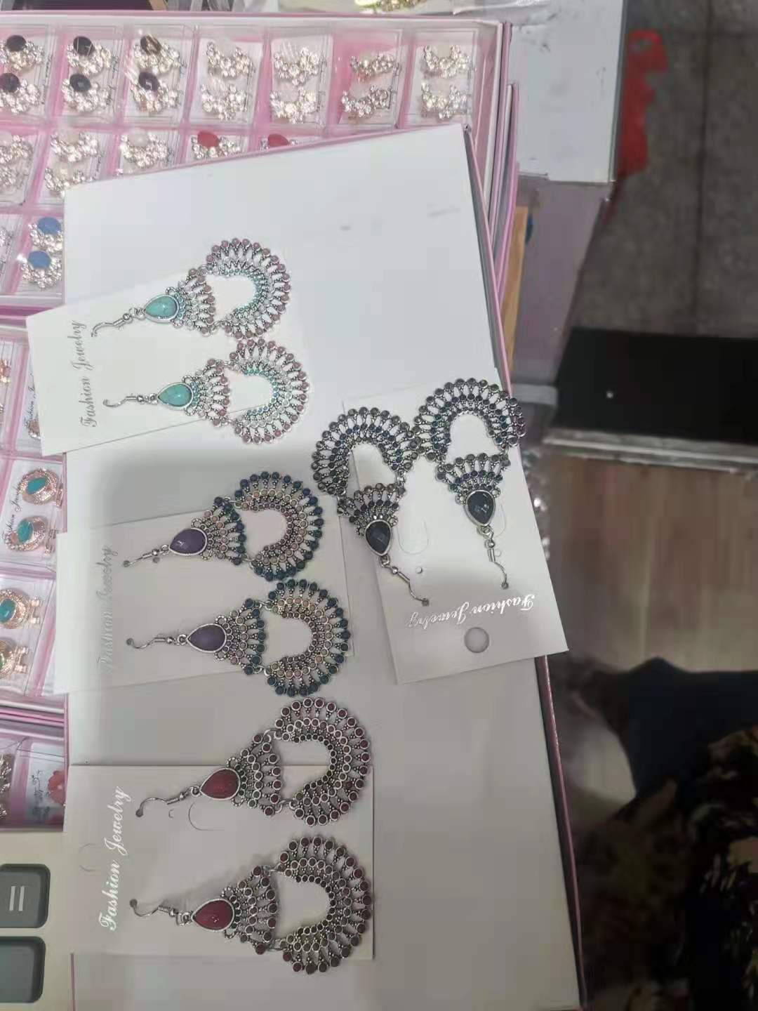 Versatile, fashionable and stylish Bohemian bestseller ethnic style earrings 66 Ya Xin Specification image
