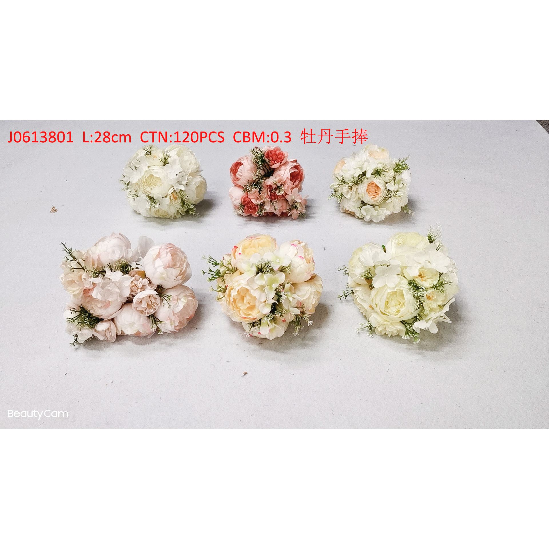 Peony hand holding J0613801