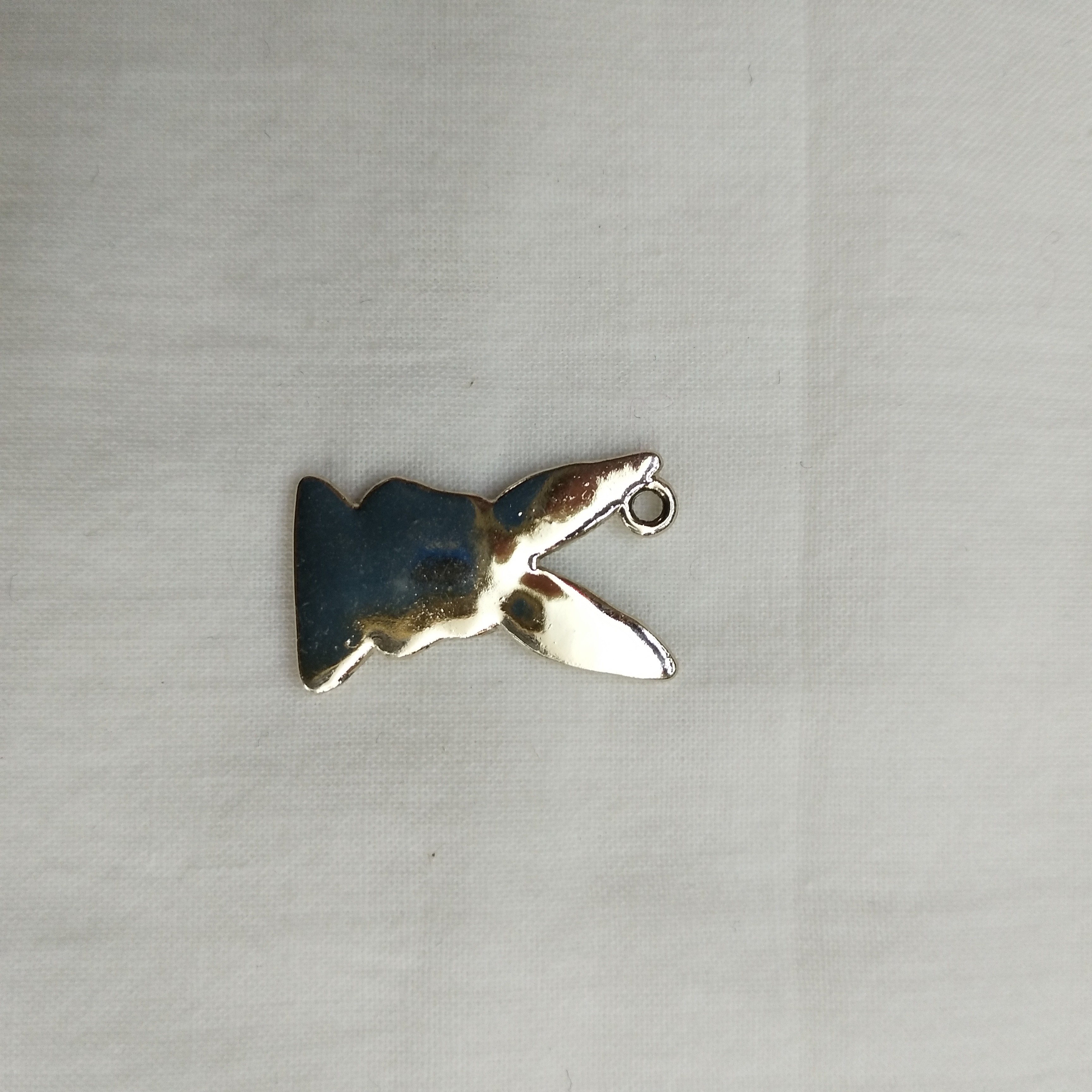 DIY handmade jewelry accessories: Alloy, simple single oil-dripping coat, rabbit cartoon pendant, decorative earrings (100ps/ pack) detail image 2