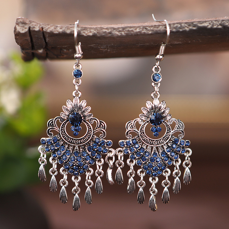 New fashionable, stylish, versatile and simple women's earrings, ethnic style bestsellers, 68 Ya Xin Item Picture