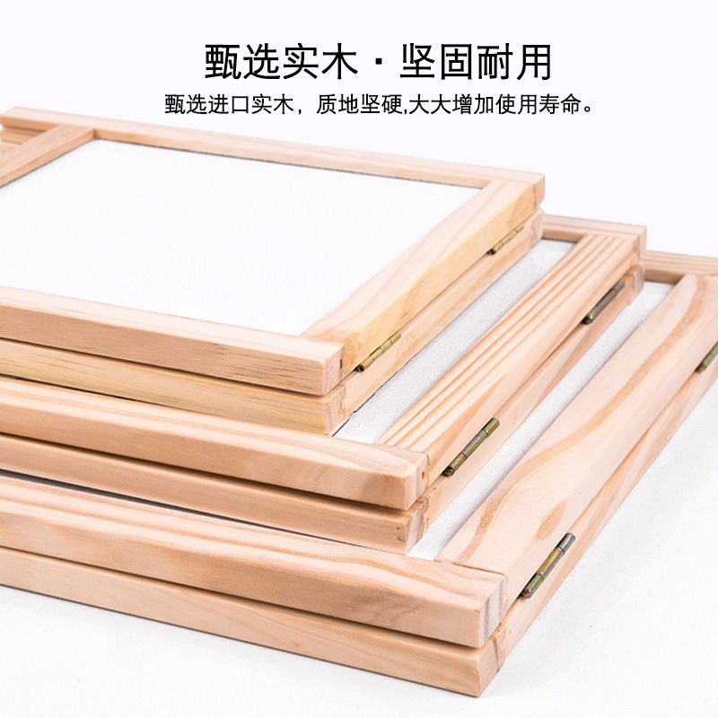 Wooden toys for learning to draw, cultivating doodles, writing, and combining education with entertainment. Learn and grow while having fun. 823 with letter stickers (one of English, Russian, or Arabic) drawing board Item Picture
