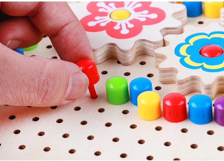 Babies can exercise their hand-eye coordination, logical thinking ability and creative imagination through the mushroom nail game. It combines education with entertainment and enables them to learn and grow while having fun. Colorful mushroom nail platter game pic 6