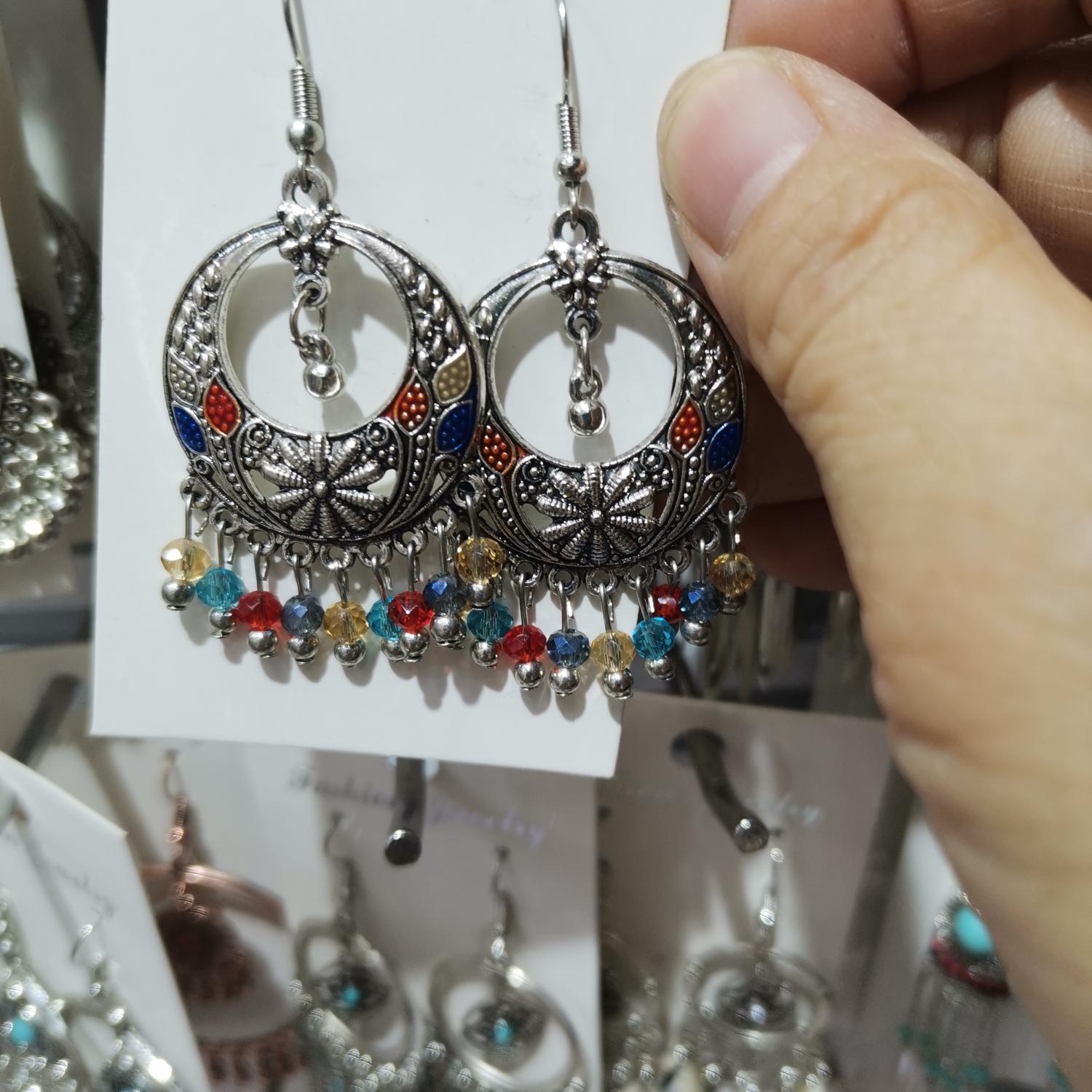 Fashionable, stylish and versatile women's earrings with ethnic characteristics, best-selling earrings 69 Ya Xin