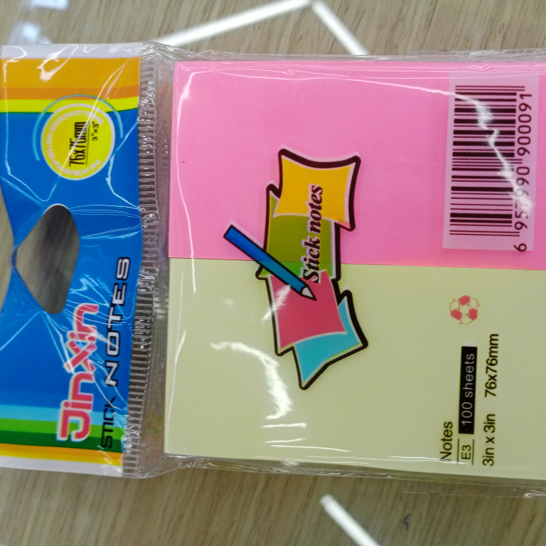 2 sets of 3*3 sticky notes