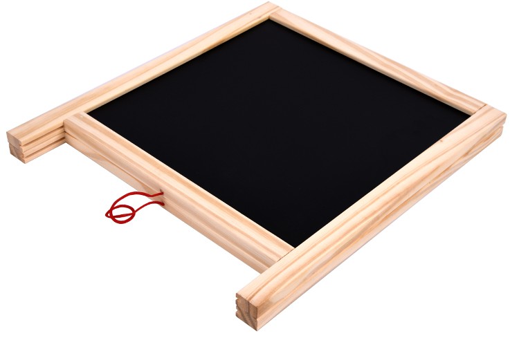 Wooden toys for learning to draw, cultivating graffiti and writing, combining education with entertainment. Parent-child games are combined to allow children to learn and grow while having fun. 822 comes with a letter sticker board detail image 12